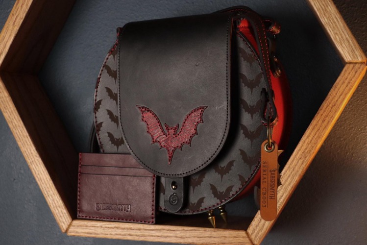 Black & Red One-of-a-Kind Bat Crossbody Handbag | Default Title