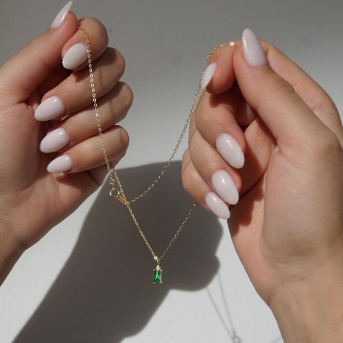 The Everyday Dainty Emerald Green Necklace