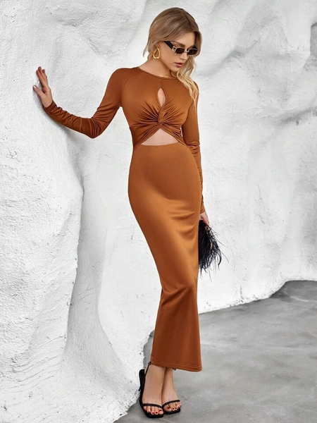 SHEIN Privé Twist Front Cut Out Bodycon Dress