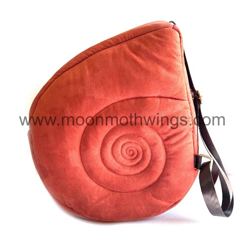 Large Snail Shell Backpack In Stock - in Rust