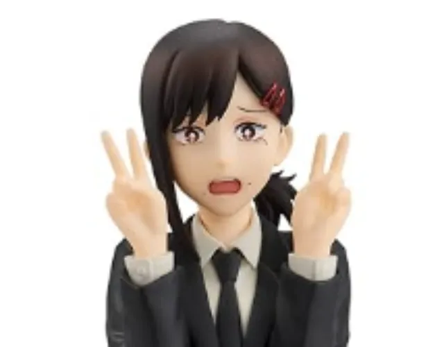 Chainsaw Man: Kobeni Figure