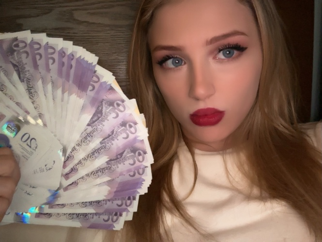 £2222.22 gift card 🫶