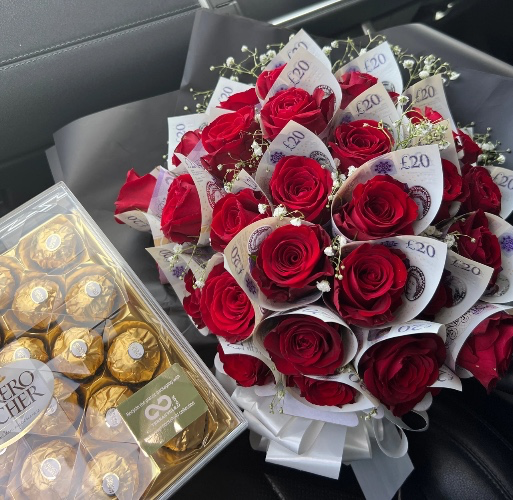 £1000 (with flowers)