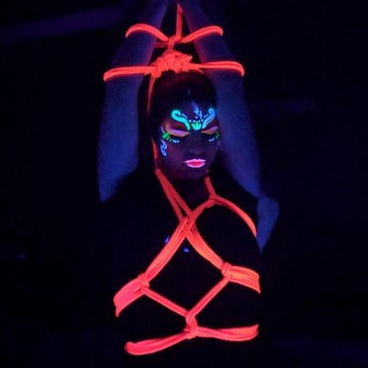 Blacklight Reactive Bondage Rope - Hot Pink