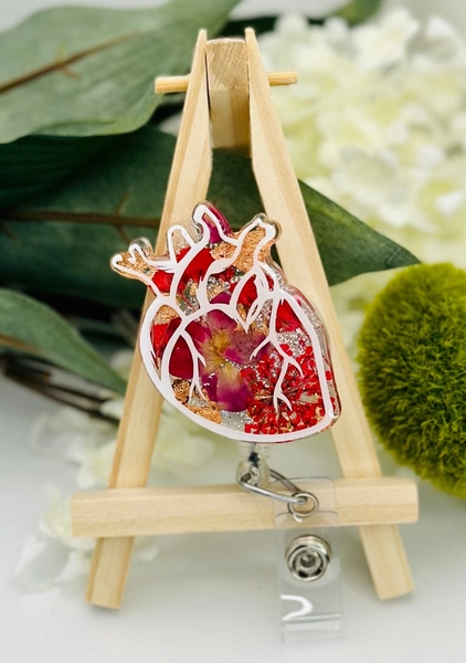 Heart Retractable Badge Reel, Anatomy ID Holder, RN Key Card, Cardiology Hospital Nurse Gift, Medical Tag, Anatomical Heart With Flowers