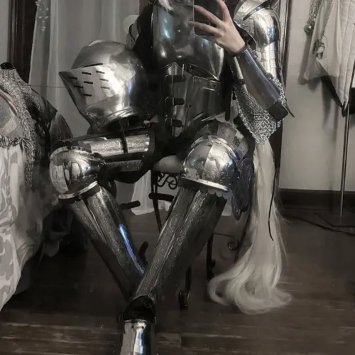 Full Medieval Armor + Sword