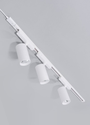 Highland™ LED Track Light System | White / 3 lights / Wide (60 Degrees)