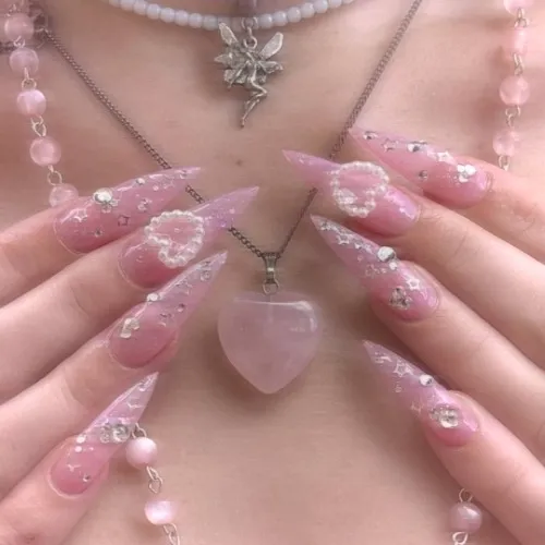 ⋆.˚𖹭 nails 𖹭˚.⋆