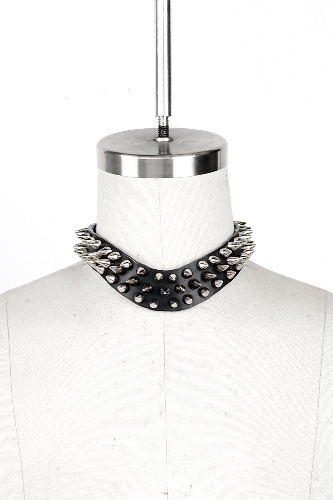 Spiked Crescent Choker | Black Leather / Silver