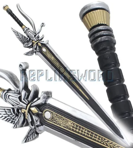 Noctis sword by repliksword