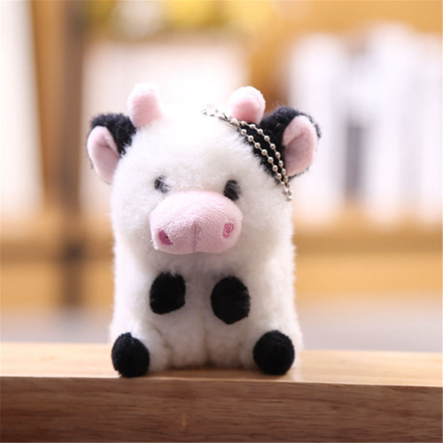 lil cow keychain <3