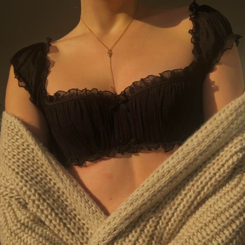 Classical and timeless French ruffled balconette...