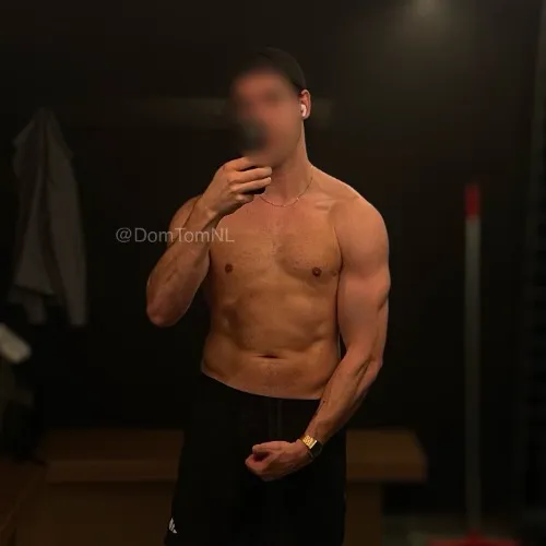 🏋️ Custom Training Program