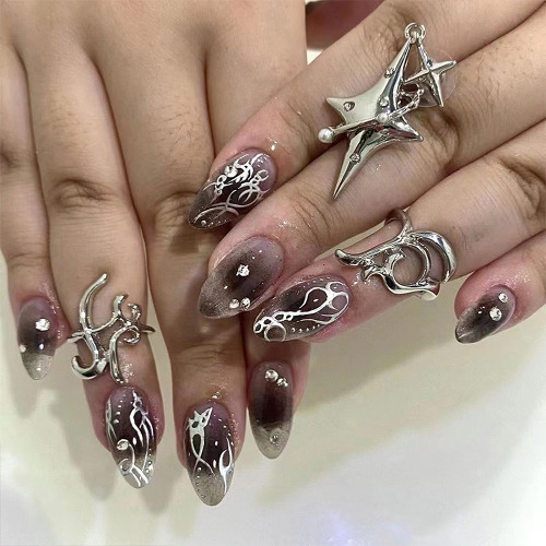 Cute nails!!