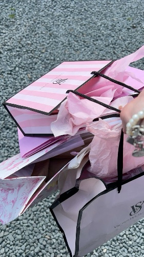 ✨shopping spree✨