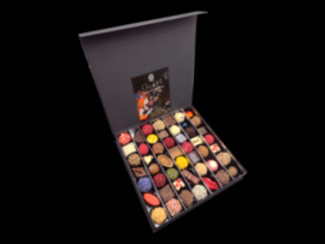 Extra groot -  Luxe MIX van ambachtelijke handgemaakte chocolade truffels, bonbons en pralines.