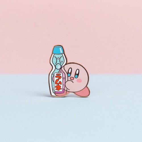 Ramune Soda Poyo Hard Enamel Pin - [A Grade] / Simple Rubber Back
