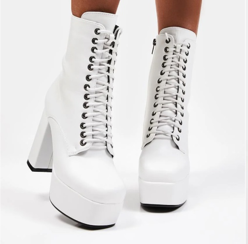 White Serenity Ankle Boots | WHITE / US 7