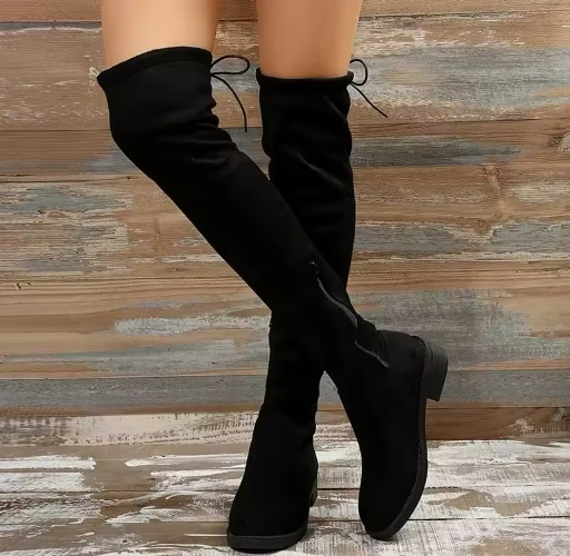 👢 Black boots 👢 
