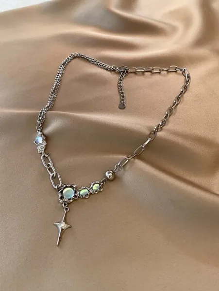 star necklace