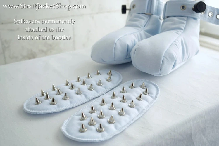 Crawling Habit Training Restraining Booties with Spikes and Segufix Locks