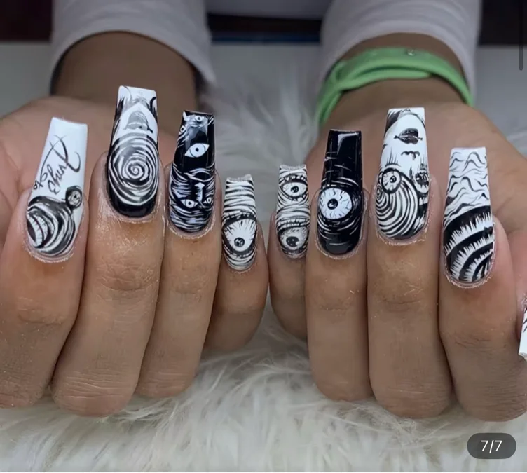 Junji Ito Nails! 💅🏻 