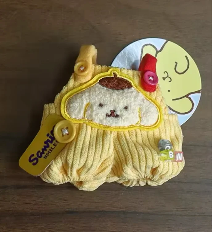 Pompom outfit for Labubu!