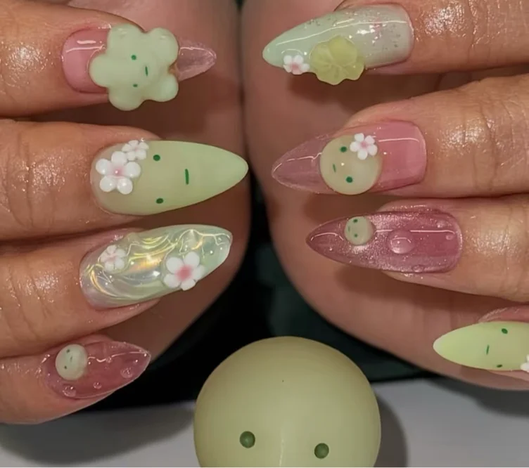 SMISKI Nails! 💅🏻 