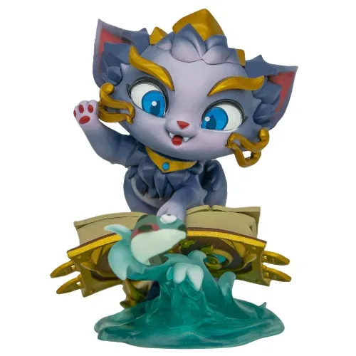 Yuumi Figure | Riot Games Store