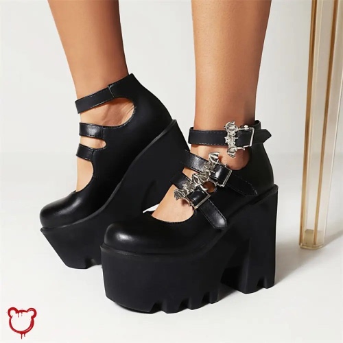 Gothic Bat Buckle Boots - Black / 9