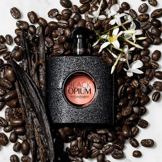 Black Opium Eau de Parfum - Yves Saint Laurent