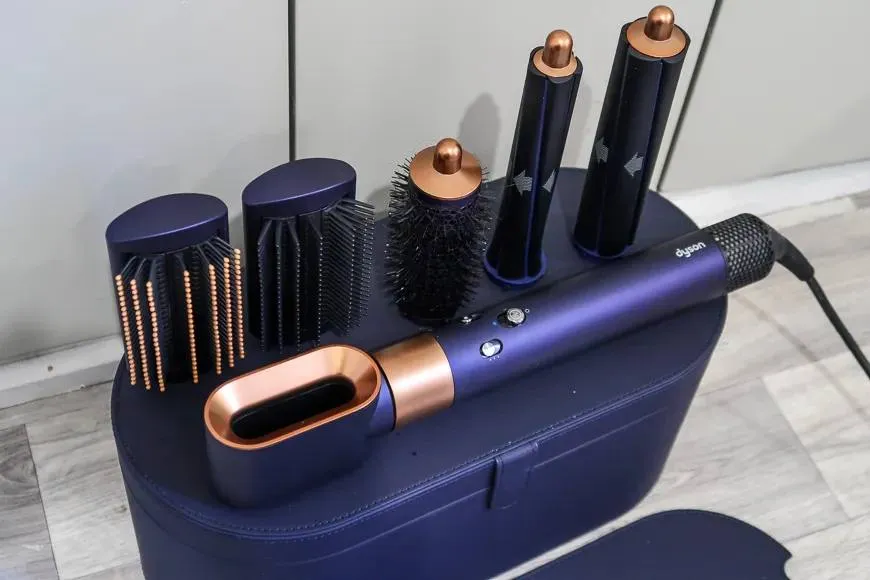 Dyson 