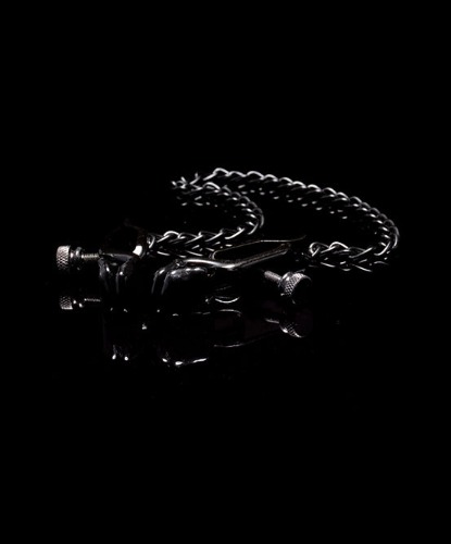 TROPHY BOY® Black Nipple Clamps w/ Chain | BLK / O
