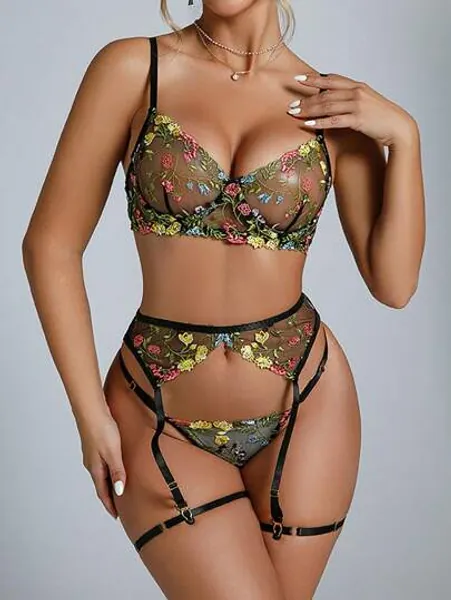 (Random Pattern) Women Floral Embroidered Mesh Sexy Lingerie Set