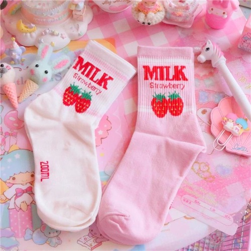 Strawberry Milk Socks - White Strawberry Milk