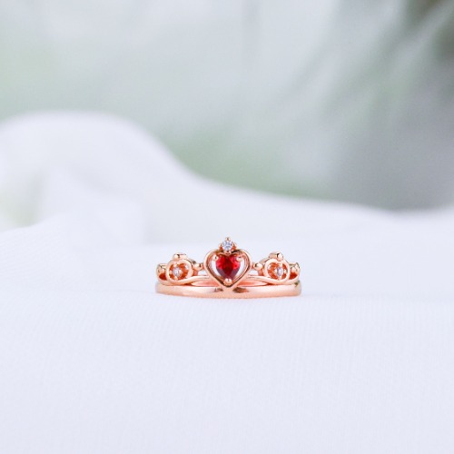 Red Crystal Ring | Crown