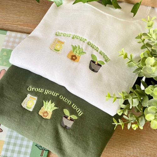 Grow ACNH Crewneck | Sweatshirt / L / White