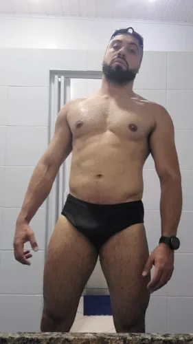 Swimming pool Gym (month)