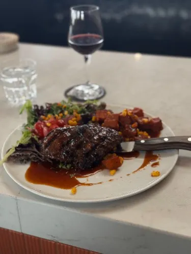 dinner + drinks 
