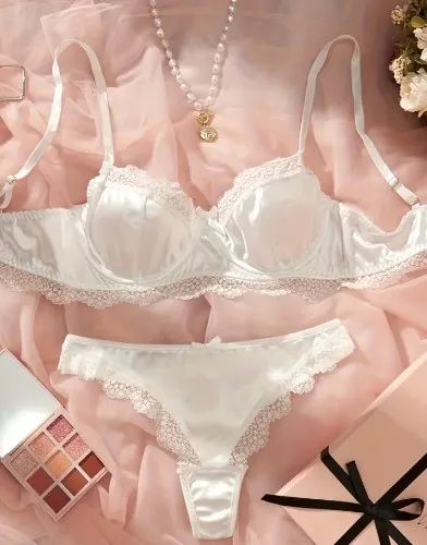 Se*y white bra set
