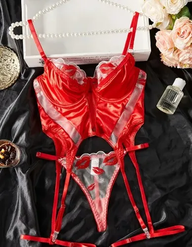 S*xy steel half corset