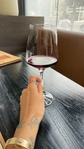 Glass of Wine 