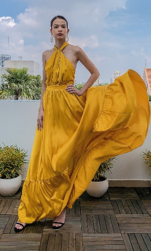 Silk Flowy dress for outdoor aesthetic 