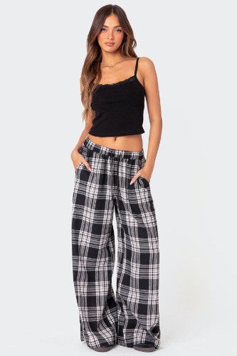 Lounge Around Plaid Wide Leg Pants | BLACK AND WHITE / M