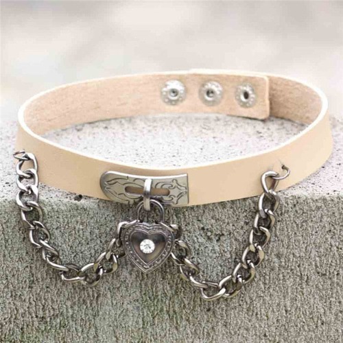 Victorian Locket Choker - Tan