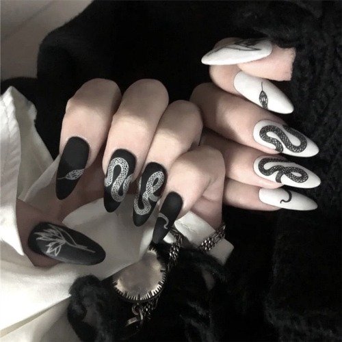 Dark Gothic Press On Nails - 5