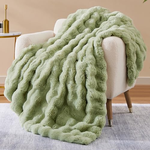 Decorative Ultra Soft Fluffy Faux Fur Throw Blanket for Couch, Accent Plush Furry Large Twin Blanket, Solid Comfy Fleece Fuzzy Blanket, Reversible Thick Warm Blanket for Winter,Green 60"X70" - Green - Twin-60" x 70"