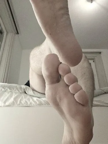 Feetslave 🦶🏼🫰🏼💸