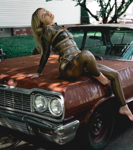 LATEX CATSUIT WITH A FULL LENGTH THREE SLIDERS ZIPPER