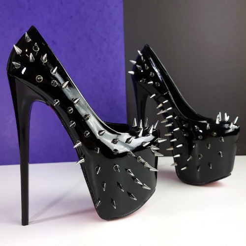 Black Gloss Spike Stutted Platform High Heels | Eu41 /UK7/ USw10 / 19 cm / Photo Colour